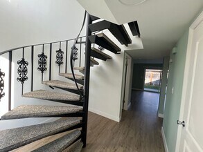 14542 Carfax Dr in Tustin, CA - Building Photo - Building Photo