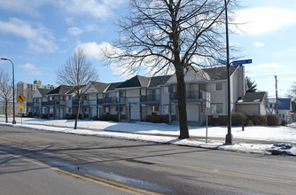 Plymouth Avenue Townhomes in Minneapolis, MN - Building Photo - Building Photo