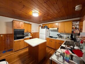 91 Wallingford Rd, Unit 1 in Boston, MA - Building Photo - Building Photo