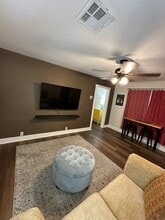 2406 E 4th St in Joplin, MO - Building Photo - Building Photo