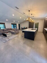 1304 Stratford St in Wellington, FL - Building Photo - Building Photo