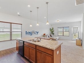 313 Settlers Pointe Dr in Pikeville, NC - Foto de edificio - Building Photo