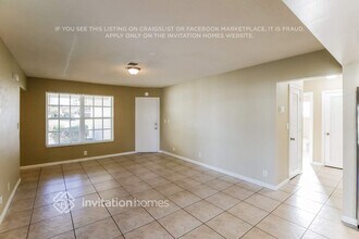 4030 NW 103rd Dr in Coral Springs, FL - Foto de edificio - Building Photo