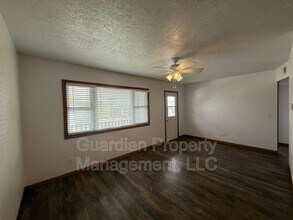 1135 N College Dr in Maryville, MO - Building Photo - Building Photo