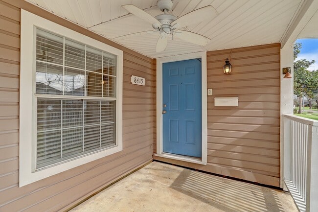 8415 Bonner Dr in Houston, TX - Building Photo - Building Photo