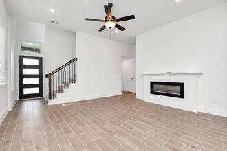 4911 Perennial Ct in Arcola, TX - Building Photo - Building Photo