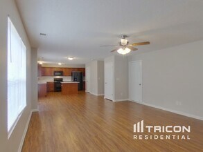 6909 Goldenwillow Dr in Charlotte, NC - Foto de edificio - Building Photo