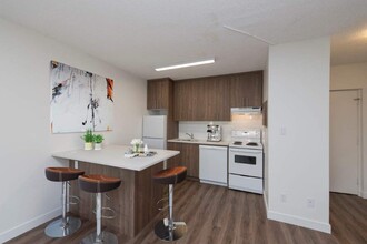 Kensington Apartments in Calgary, AB - Building Photo - Building Photo