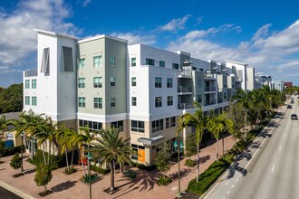 202-272 SE 5th Ave in Delray Beach, FL - Building Photo - Building Photo