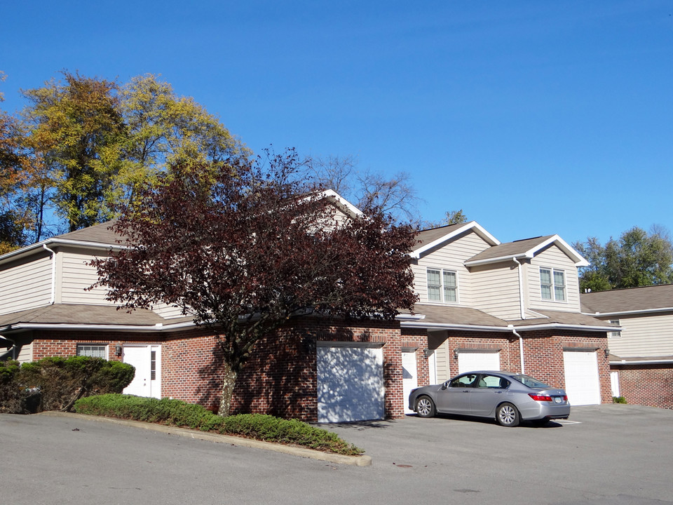 Orchard Crossings in Morgantown, WV - Building Photo