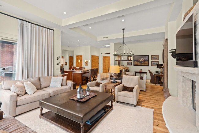 501 Rio Grande Pl in Aspen, CO - Building Photo - Building Photo