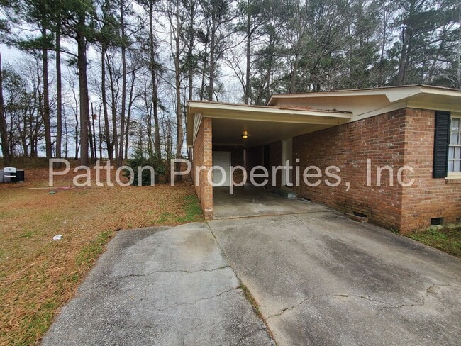 2201 Apple Valley Rd in Columbia, SC - Building Photo - Building Photo