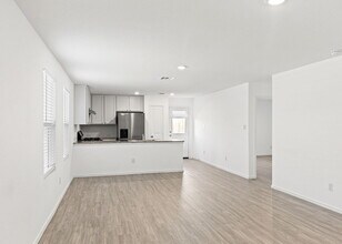 10129 Bridgton Mill in San Antonio, TX - Building Photo - Building Photo