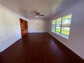 914 Bandera Ln in Garland, TX - Building Photo - Building Photo