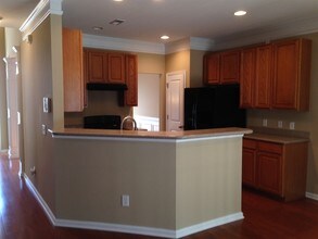 609 English Oak Cir in Moncks Corner, SC - Building Photo - Building Photo