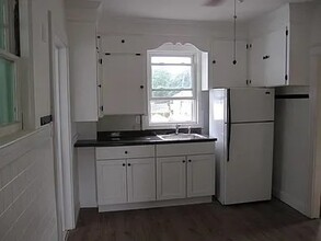 367 Grant St-Unit -2 in Framingham, MA - Foto de edificio - Building Photo