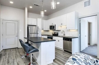 1514 E 15th St in Plano, TX - Building Photo - Building Photo