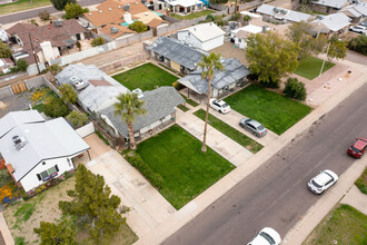 1743 Glenrosa in Phoenix, AZ - Building Photo - Building Photo