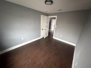 276 S 11th St in Newark, NJ - Building Photo - Building Photo