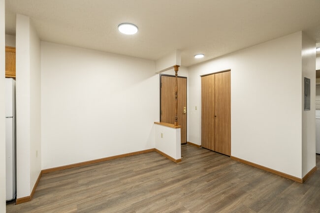 Trollwood Village Apartments in Fargo, ND - Building Photo - Interior Photo