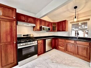 4 Prospect Pl, Unit 1 in West Haven, CT - Building Photo - Building Photo