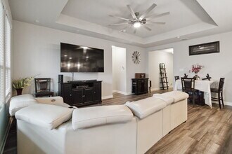 1512 Anhalt Rnch in New Braunfels, TX - Building Photo - Building Photo