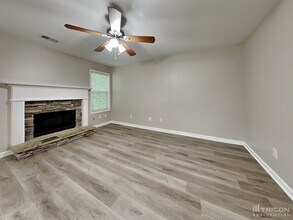 329 Greystone Cir in Hiram, GA - Building Photo - Building Photo