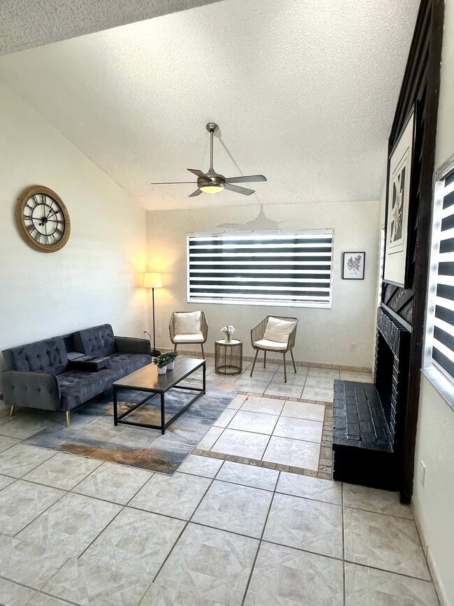 8453 Mattituck Cir in Orlando, FL - Building Photo - Building Photo