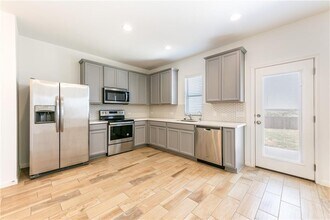 6708 Routenburn St in Austin, TX - Building Photo - Building Photo