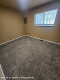 1806 E 3rd Ave photo'