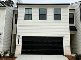 7309 Mulberry St in Flowery Branch, GA - Building Photo