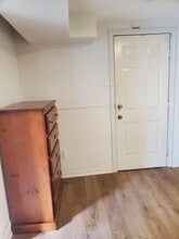 7742 Anaka Dr in Mississauga, ON - Building Photo - Building Photo