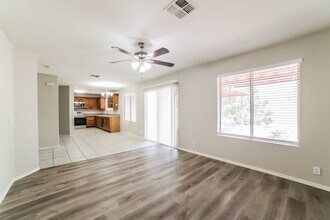 17805 N 13th St in Phoenix, AZ - Building Photo - Building Photo