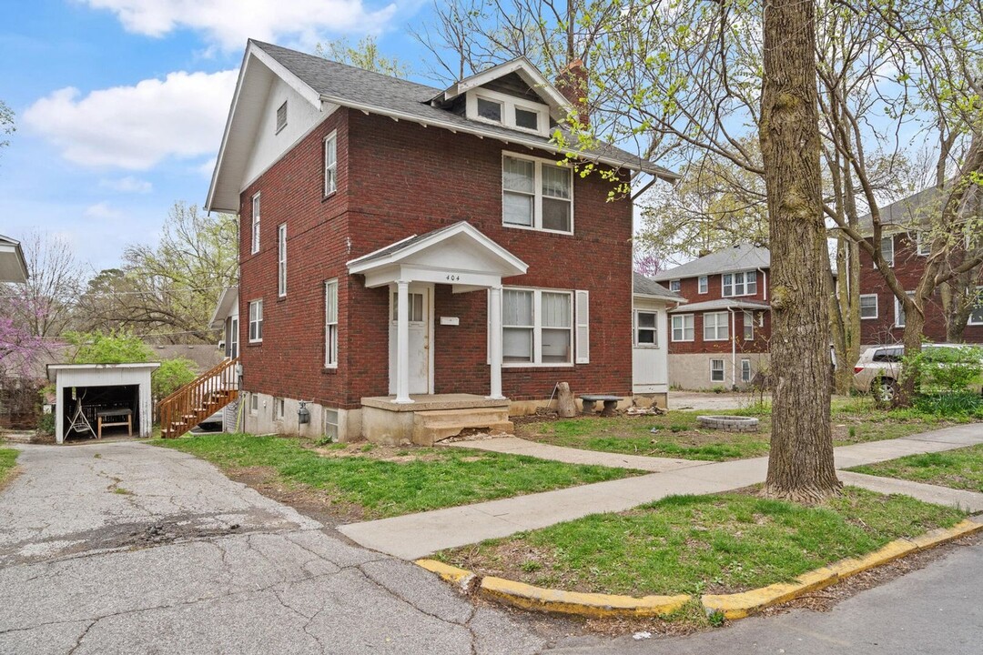 404 Blair Ct in Columbia, MO - Building Photo