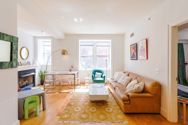 property at 1750 16th St NW