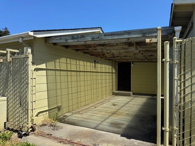 2424 L St in Eureka, CA - Building Photo - Building Photo