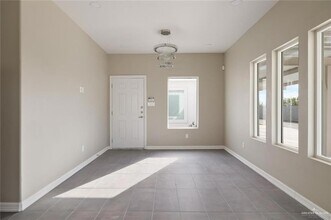 3309 Frio Ave, Unit 1 in McAllen, TX - Building Photo - Building Photo