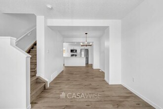 1025-1025 Secord Promenade in Edmonton, AB - Building Photo - Building Photo