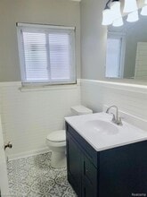 12651 Coyle St, Unit 103E in Detroit, MI - Building Photo - Building Photo