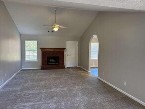 1672 Walters Park Ct in Loganville, GA - Building Photo - Building Photo