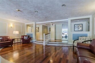 50 Green St in Brookline, MA - Building Photo - Building Photo