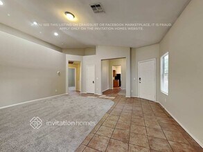 6347 W Hilton Ave in Phoenix, AZ - Building Photo - Building Photo