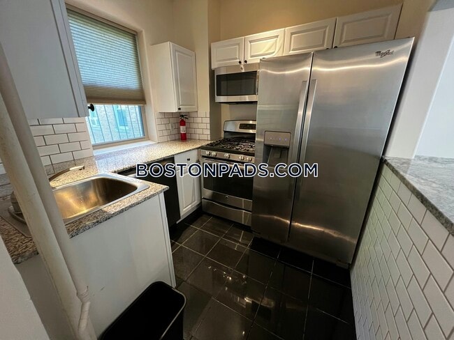 property at 31 Queensberry St