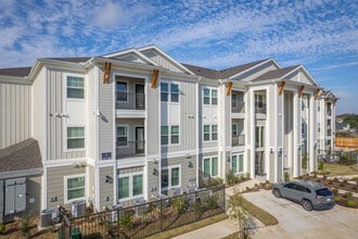 The Laurel at Blackhawk 55+ in Houston, TX - Building Photo - Building Photo