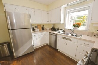 426 E Pokagon St in South Bend, IN - Building Photo - Building Photo