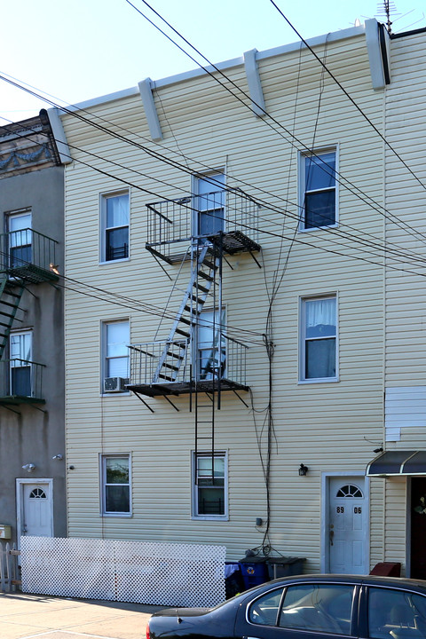 8906 95th Ave in Ozone Park, NY - Building Photo