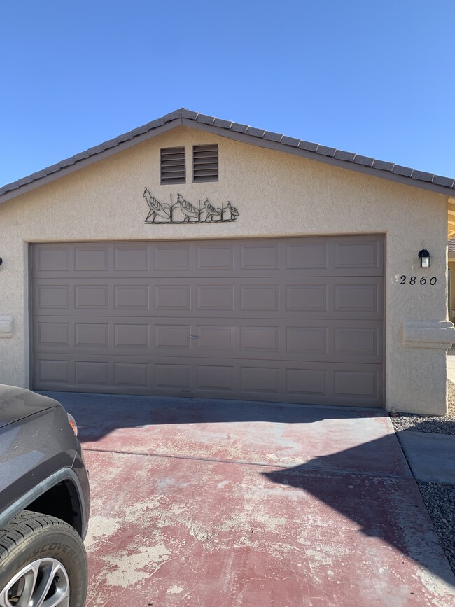 2860 Barite Dr in Lake Havasu City, AZ - Foto de edificio - Building Photo