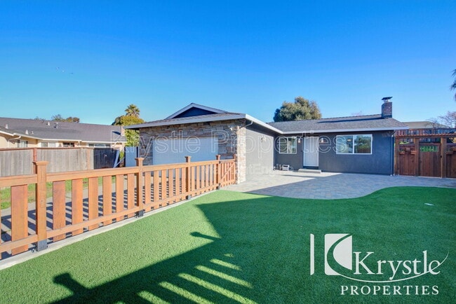 property at 160 Chapman Ct