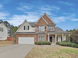 423 Evans Mill Dr in Dallas, GA - Building Photo