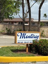 860 NE 207th Terrace in Miami, FL - Building Photo